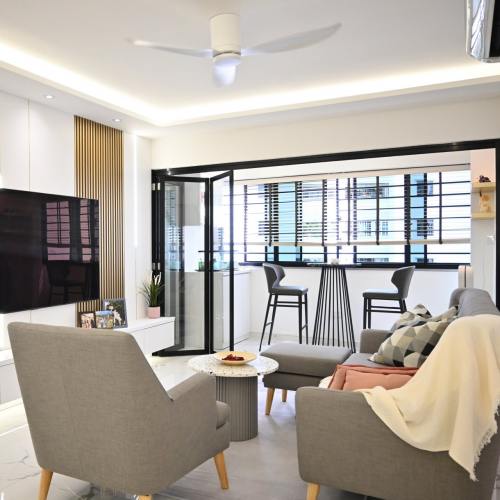 Turn Your Balcony into a Relaxing Space With Bar Furniture From Comfort Design